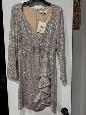 Badgley Mischka Silver Sequin Evening Dress with Nude Lining